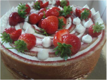 Roller Cake Fraise Chocolat Blanc vanille